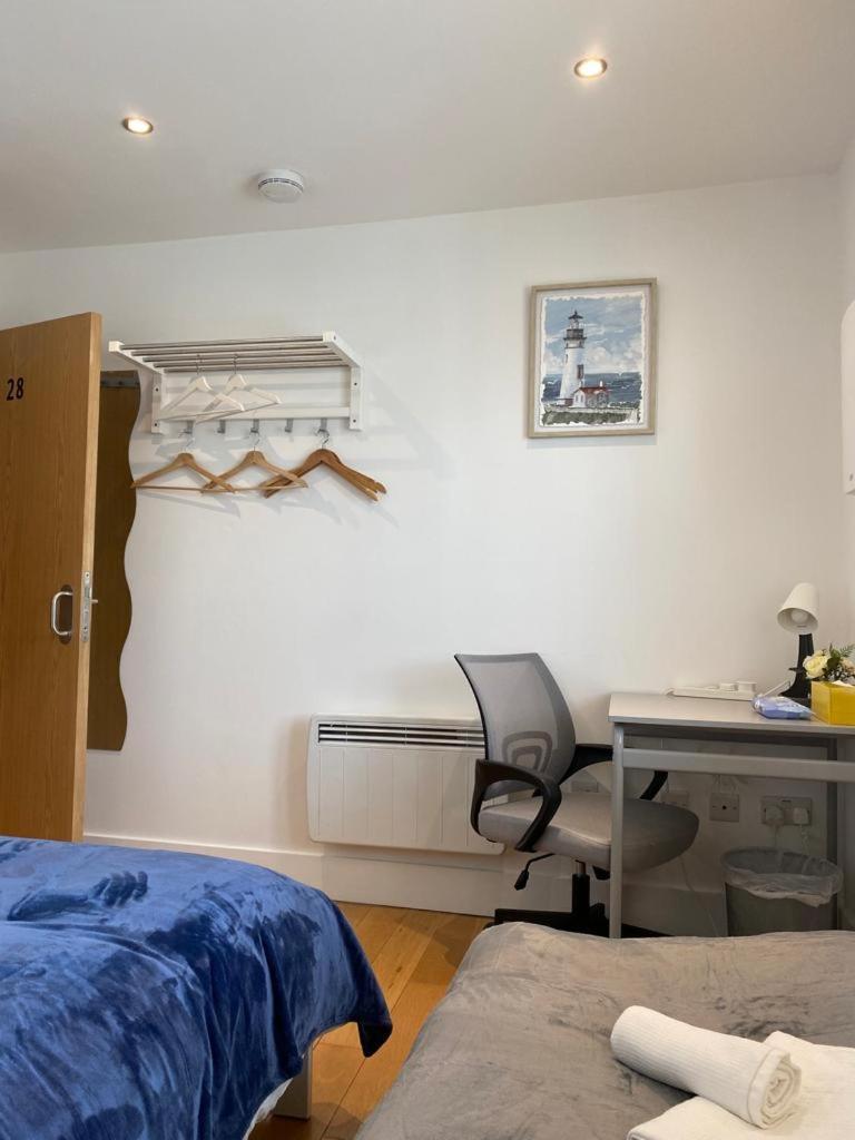 Cosy Private Near Euston Station, Séjour chez l'habitant *